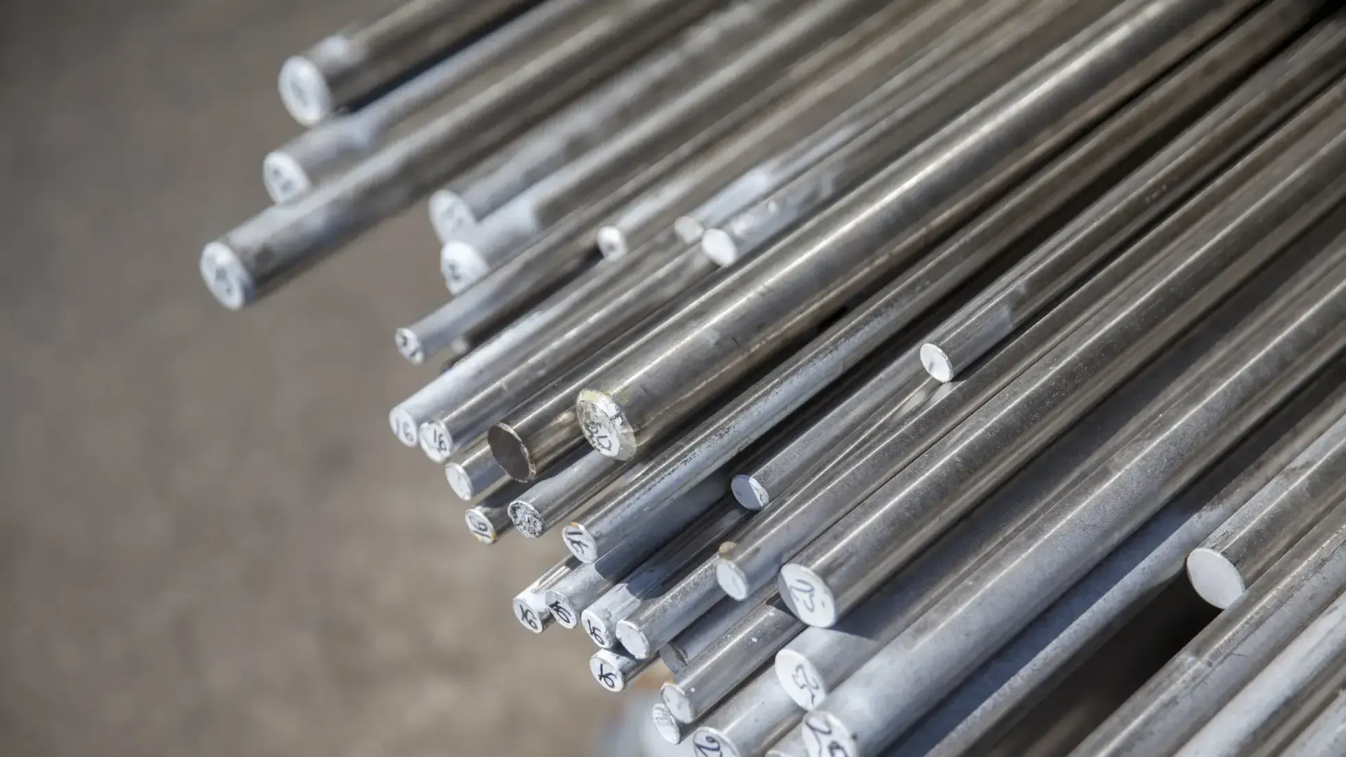 Alloy Steel Suppliers in UAE – Top Stockists, Grades & Buying Guide