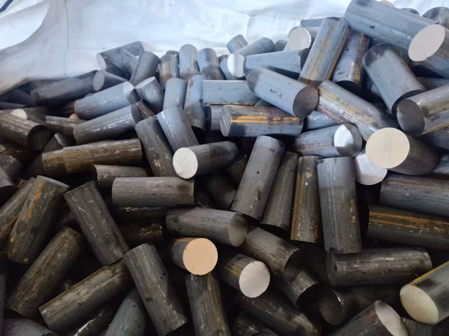 When Should You Use EN31 Bearing Steel (And When You Should Avoid It)?