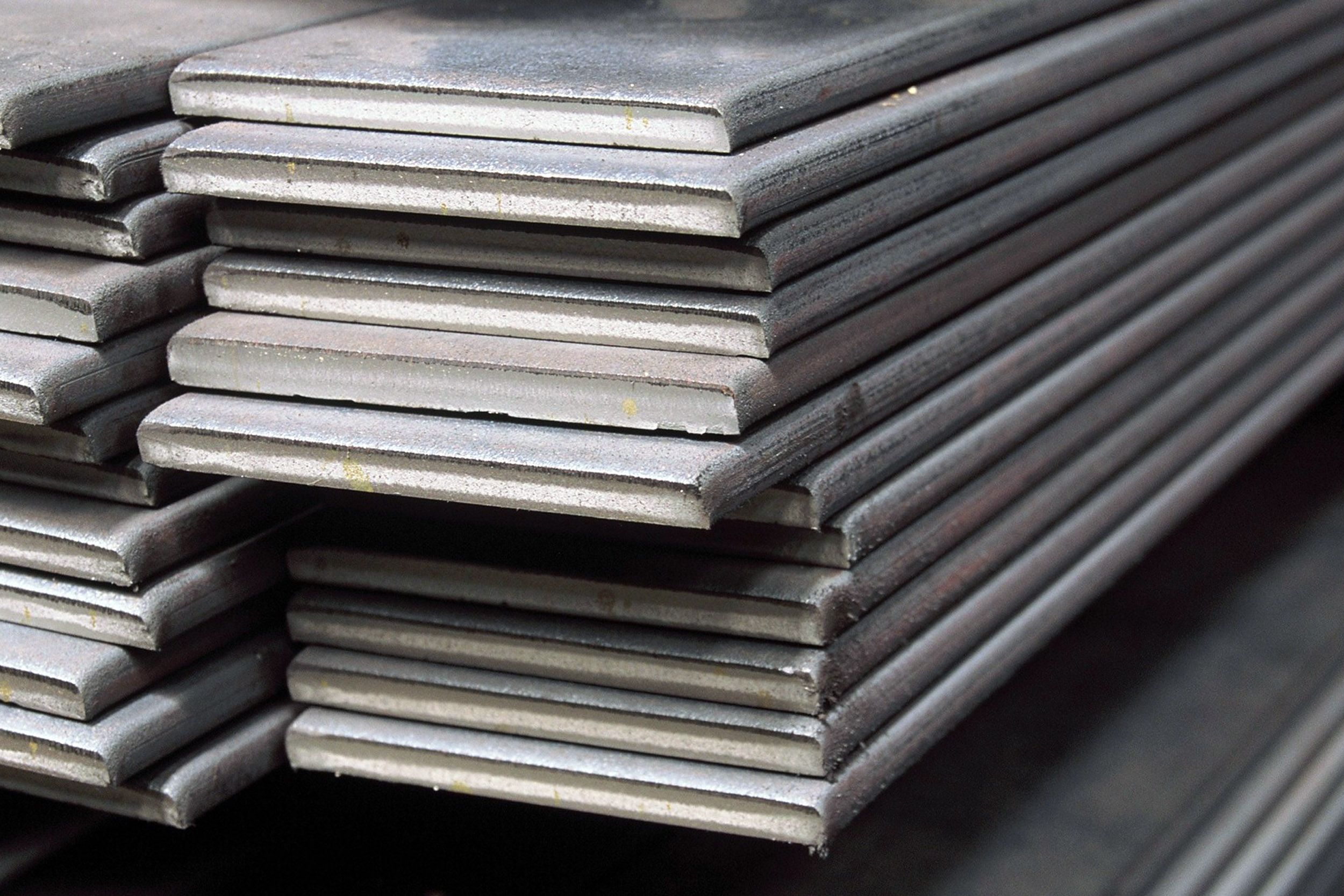 Low vs Medium vs High Carbon Steel – Key Differences & Properties